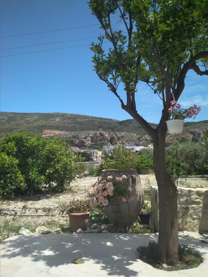 Margarita'S Stone House Apartment Platanos  Luaran gambar