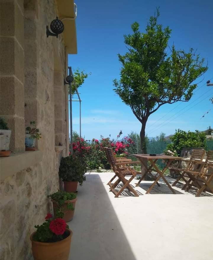 Margarita'S Stone House Apartment Platanos  Bilik gambar