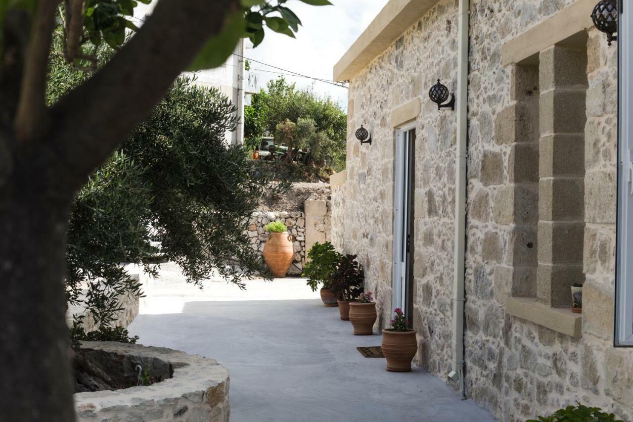 Margarita'S Stone House Apartment Platanos  Luaran gambar
